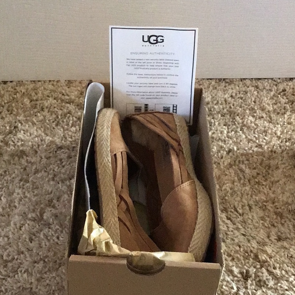 Slip on shoe/slipper/moccasins